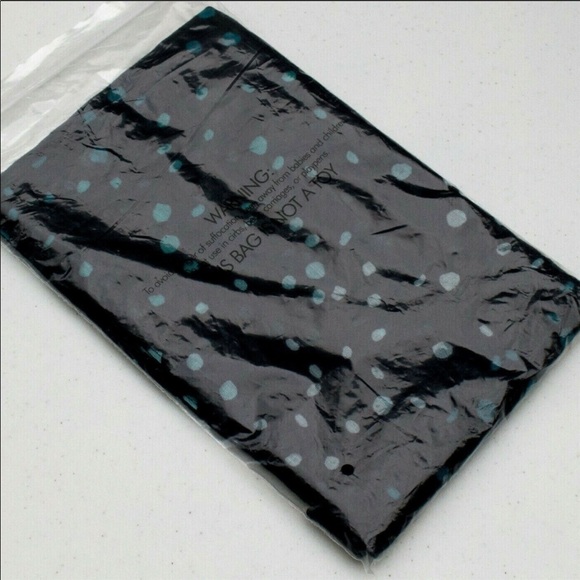 Thirty-one Avenue Scarf - Picture 4 of 8